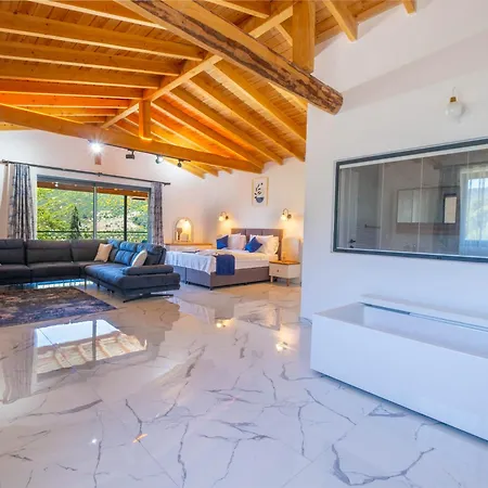 Andifli Villa